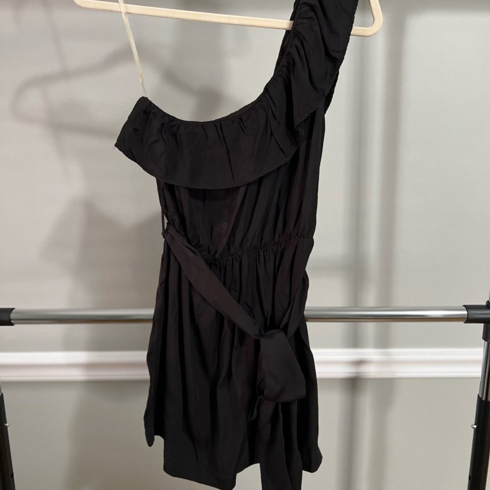 Forever 21 (XX1) Black One Shoulder Dress